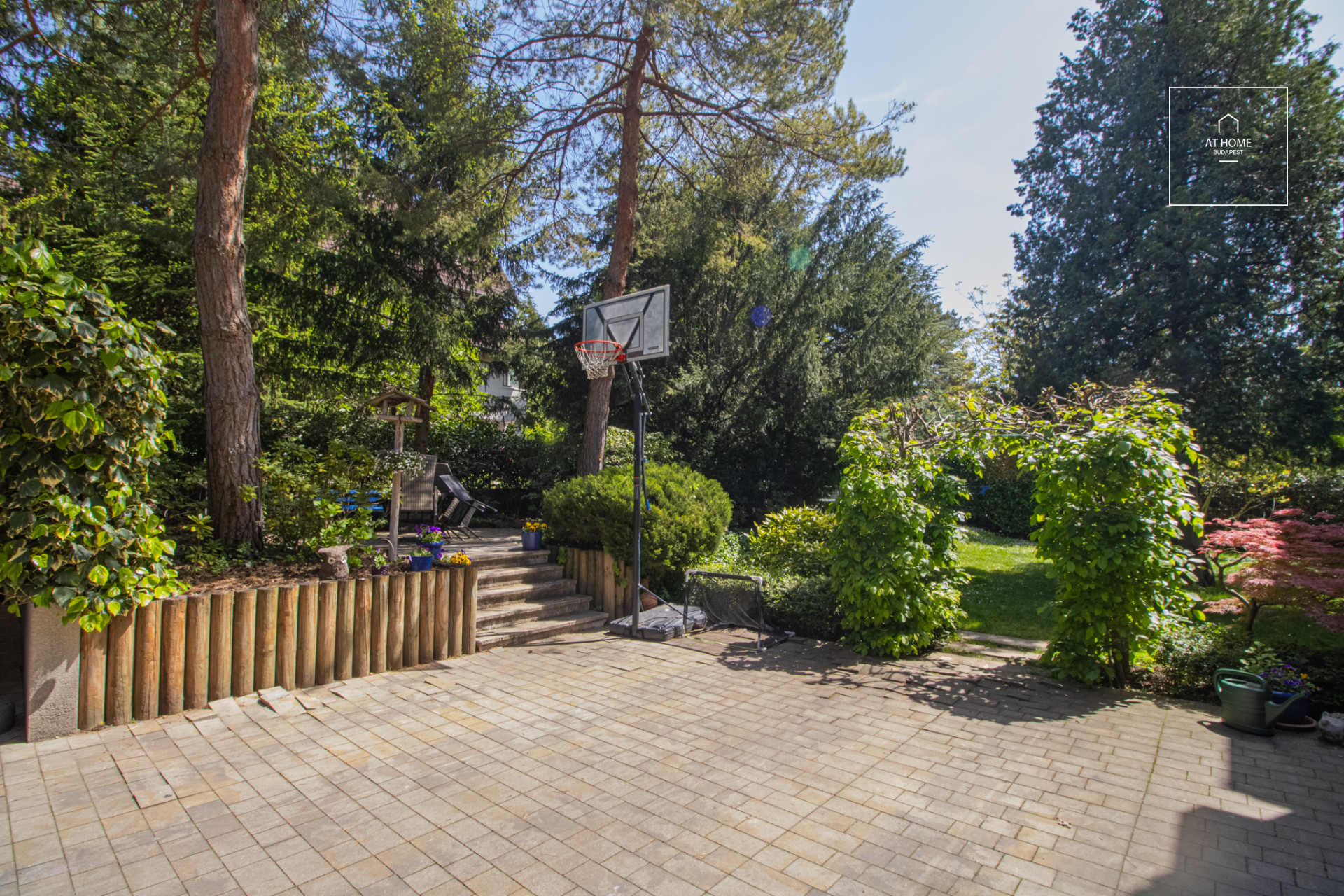 Káprázatos panorámás lakás kiadó Törökvészen