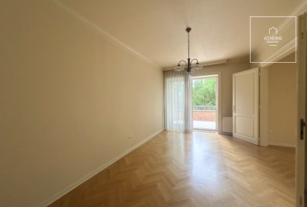 Káprázatos panorámás lakás kiadó Törökvészen