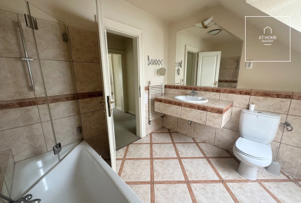 Káprázatos panorámás lakás kiadó Törökvészen
