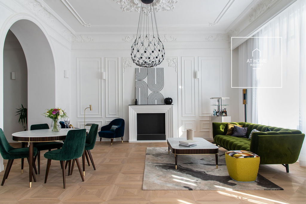 Elegáns két hálószobás lakás eladó Budapest VI. kerület Operaház mellett