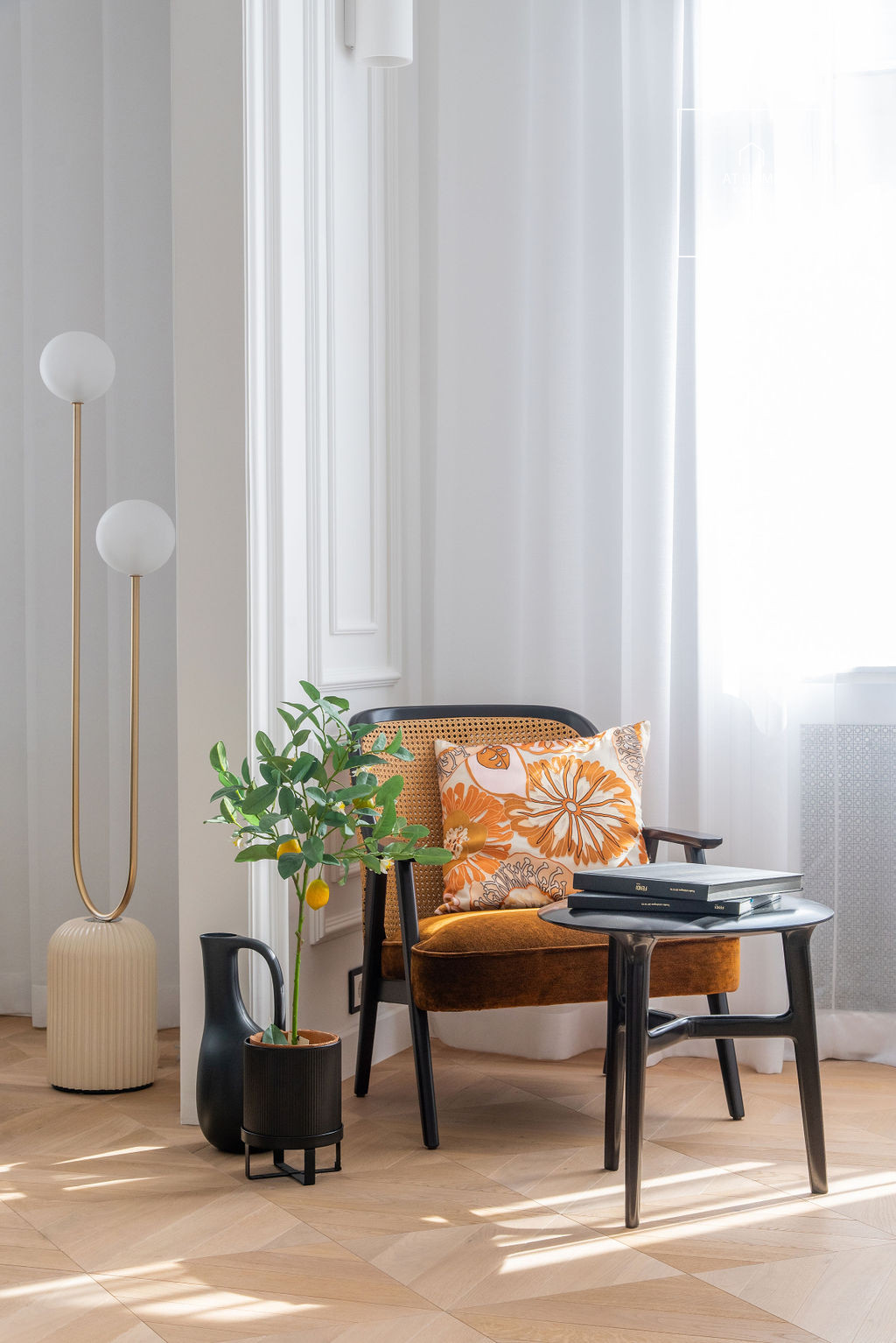 Elegant two-bedroom apartment is for sale in Budapest 6th district, next to Opera House