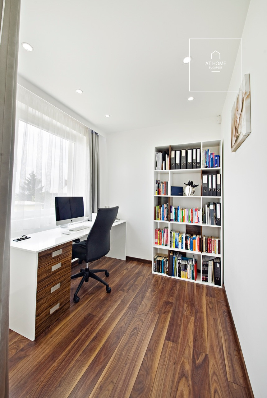 Modern two bedroom apartment for rent in Budapest II. district Zöldmál