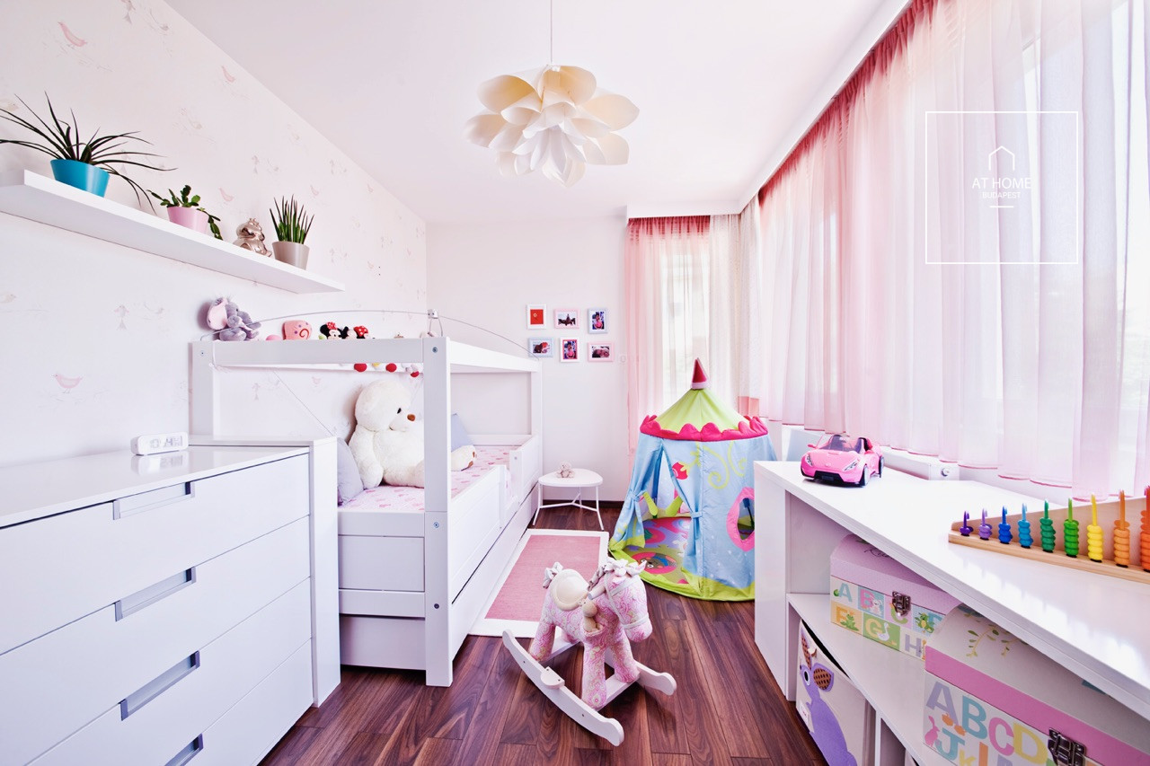 Modern két hálószobás lakás kiadó Budapest II. kerület Zöldmál