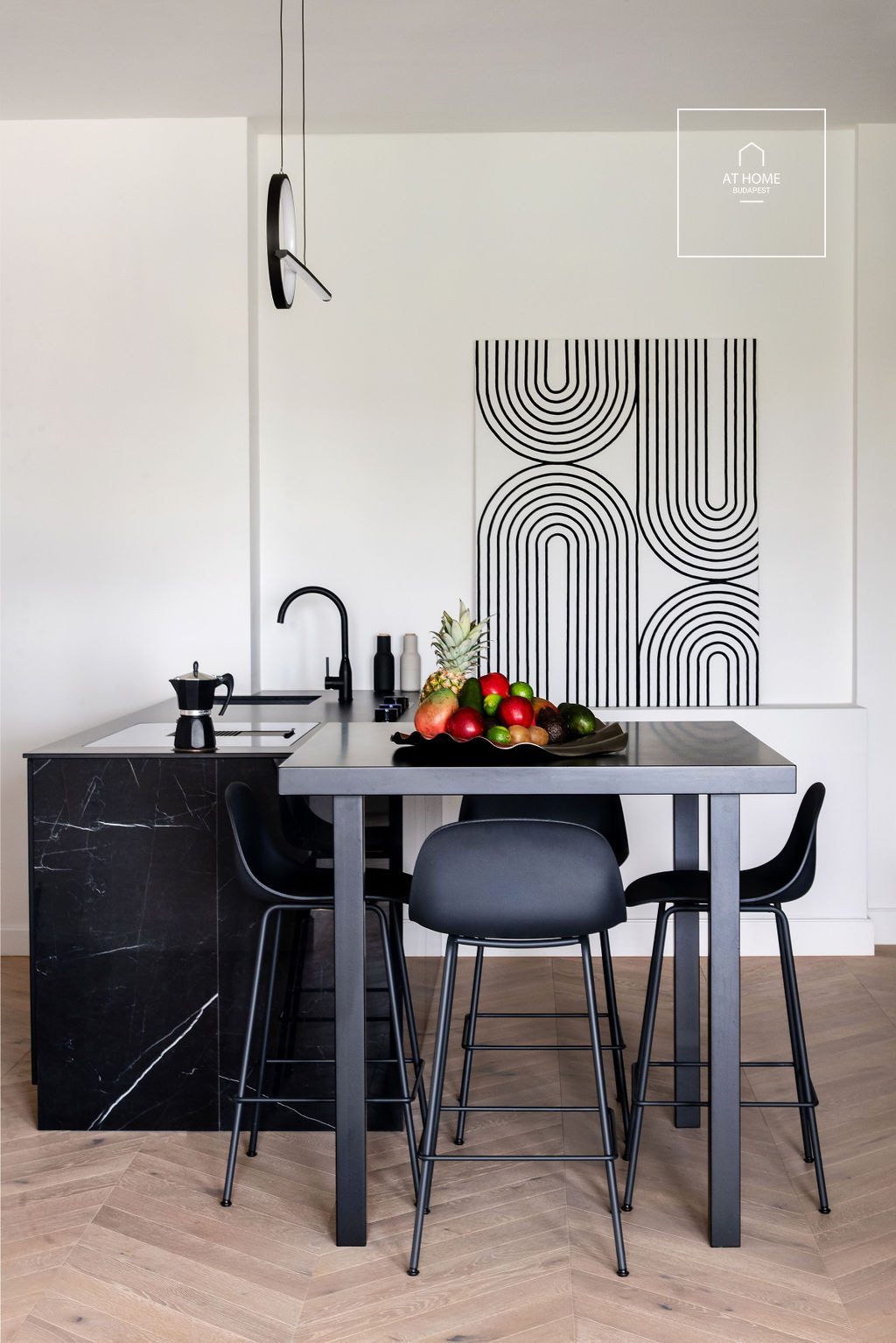 Elegant apartment for sale in Budapest, 6th district near Városliget (City Park)