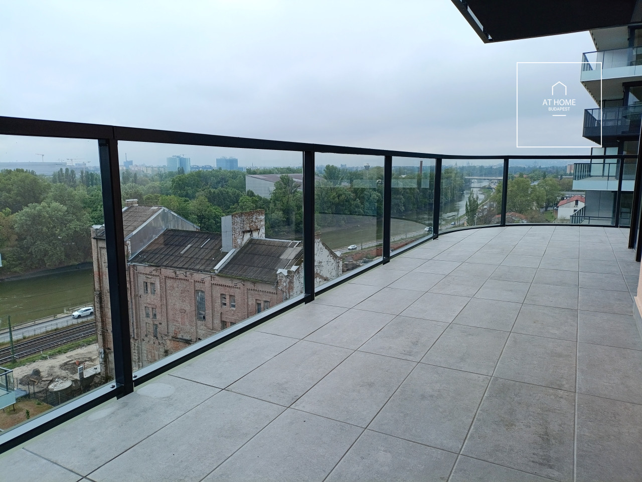 Newly built 2-bedroom apartment with a panoramic Danube view in District III, Óbuda