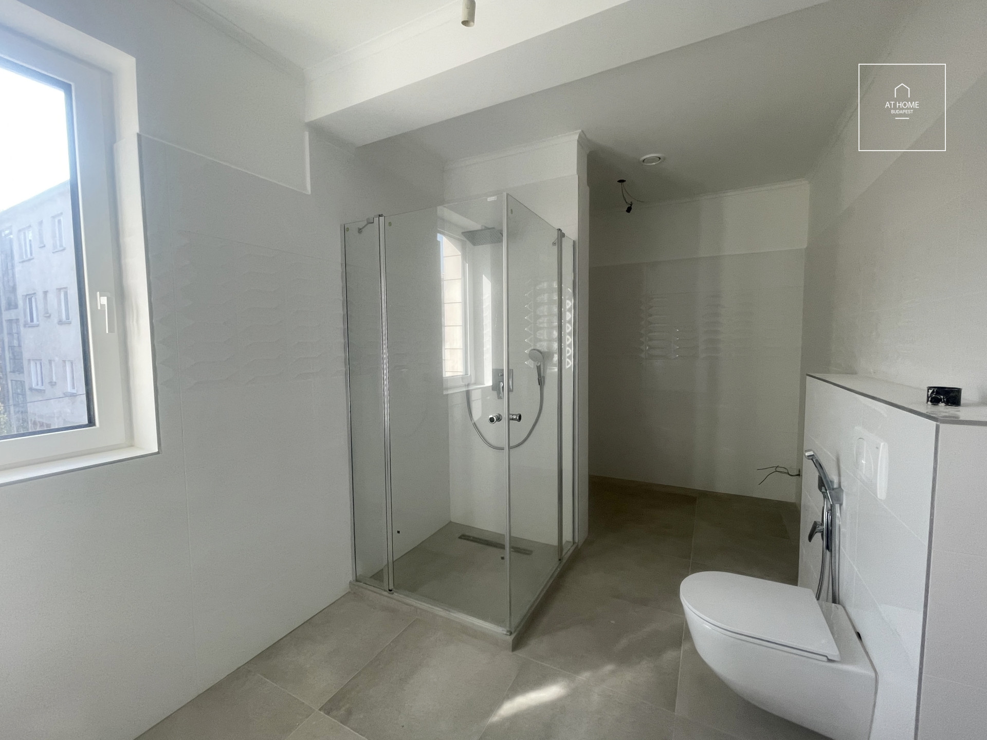 Newly-built luxury apartment with garden access for sale in 2nd district, Budapest