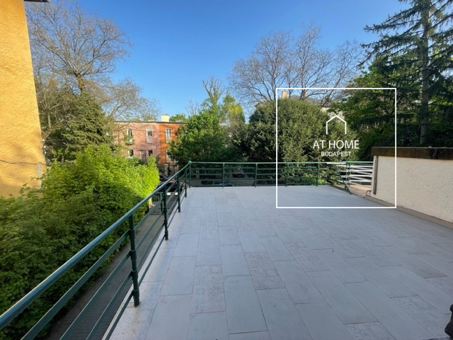 Exclusive semi-detached house for rent Budapest II. district, Pasarét