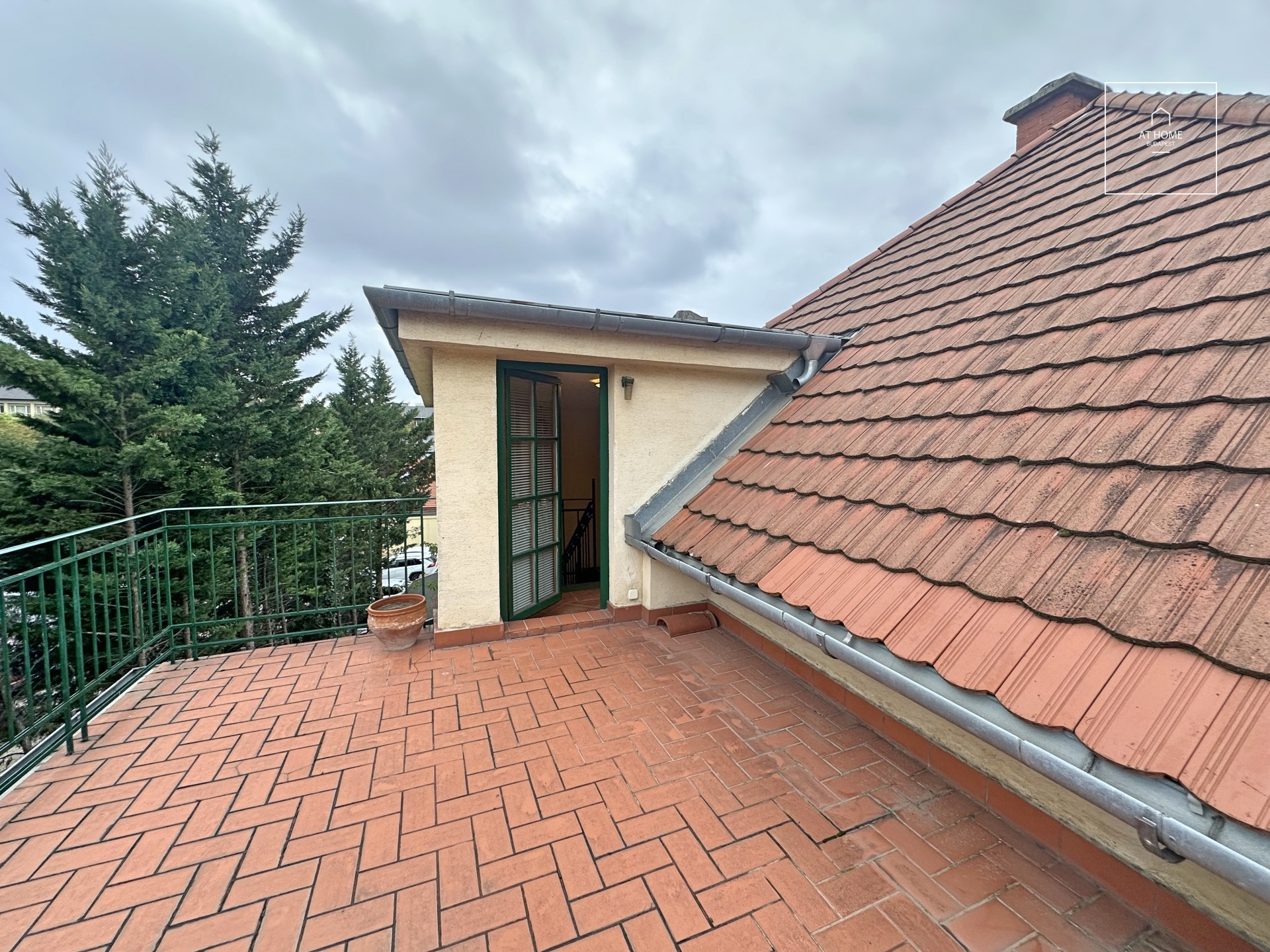 Wonderful detached house for rent Budapest II. district, Szemlőhegy