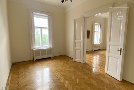 Sunny apartment for rent, also suitable for an office, Budapest VI. district Diplomatic Quarter
