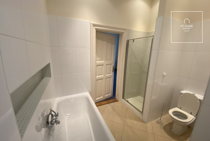 Sunny apartment for rent, also suitable for an office, Budapest VI. district Diplomatic Quarter
