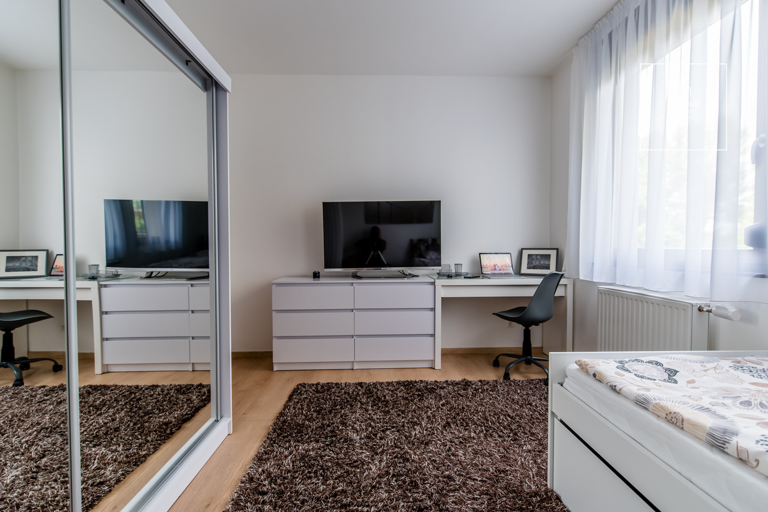 Panoramic apartment with huge terrace in Budapest, 13th district, Marina shore