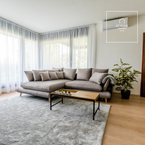 Panoramic apartment with huge terrace in Budapest, 13th district, Marina shore