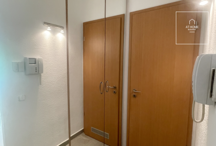 A charming apartment with a balcony for sale in District 1 of Budapest, near the Castle
