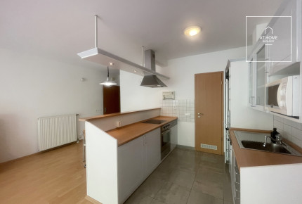 A charming apartment with a balcony for sale in District 1 of Budapest, near the Castle