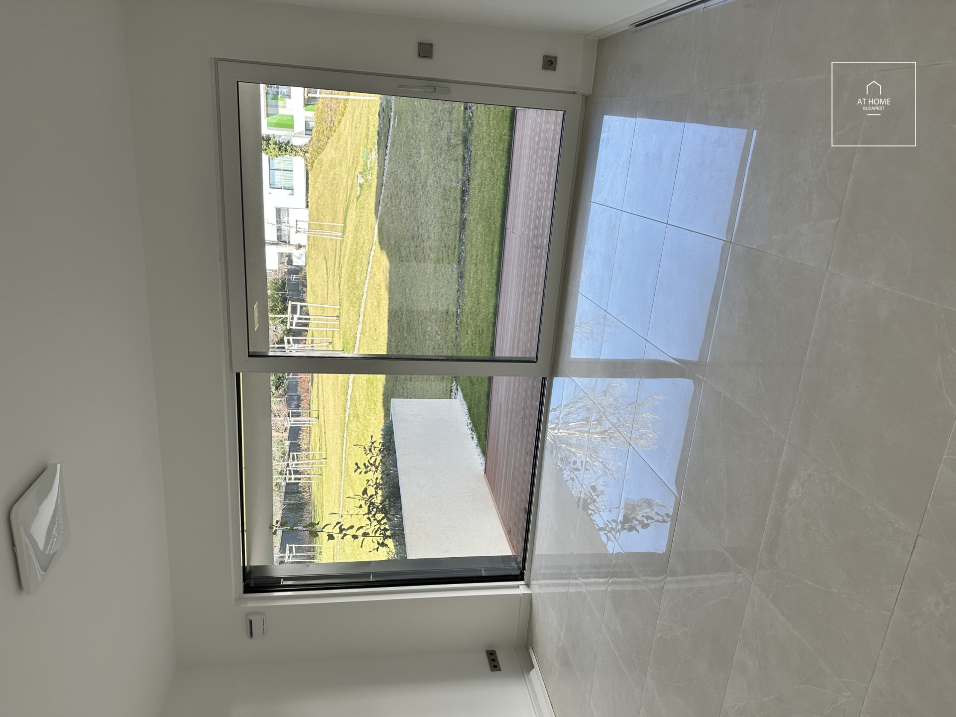 3 bedroom apartment with huge privat garden for rent Budapest XII. district