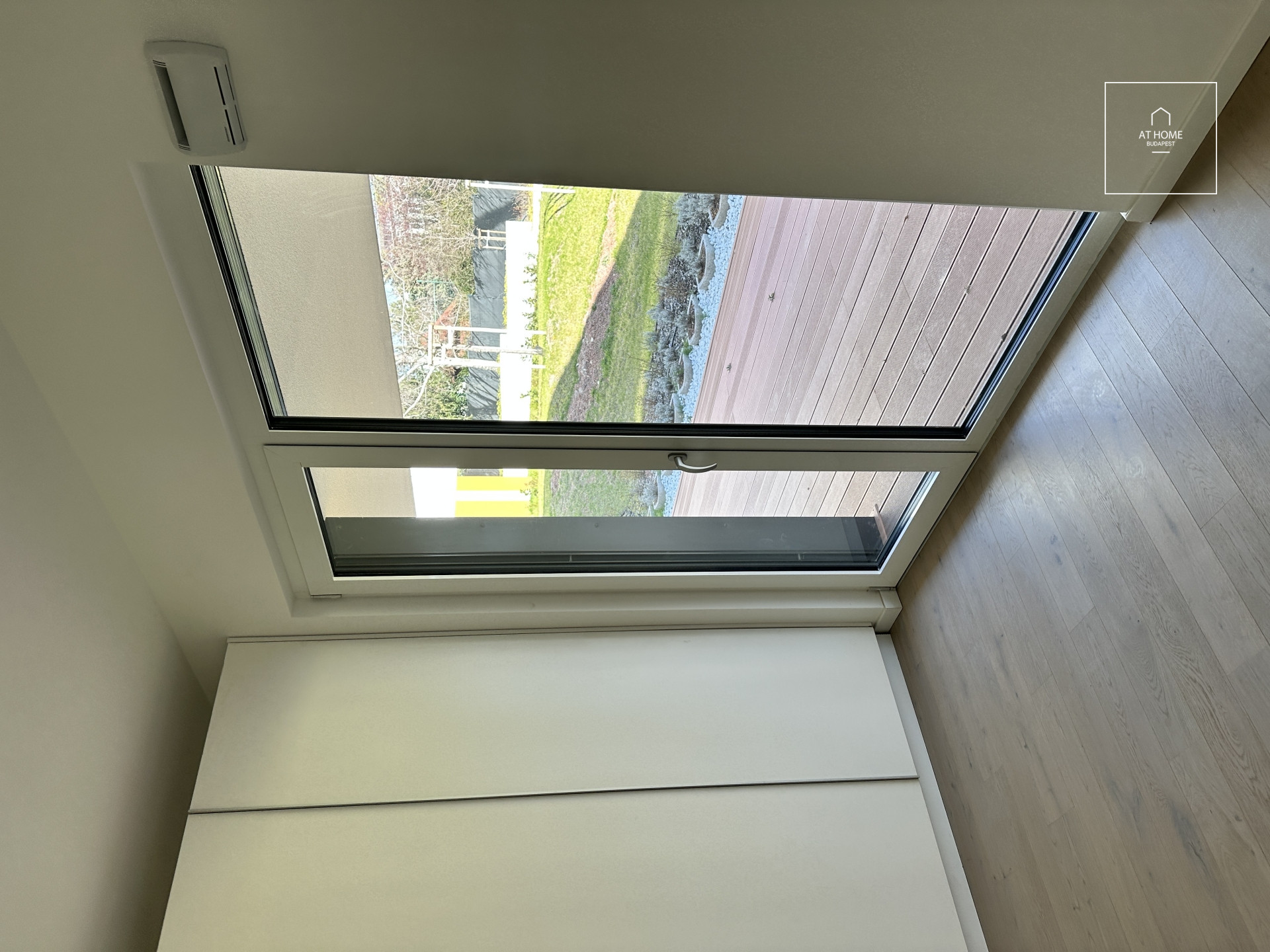 3 bedroom apartment with huge privat garden for rent Budapest XII. district