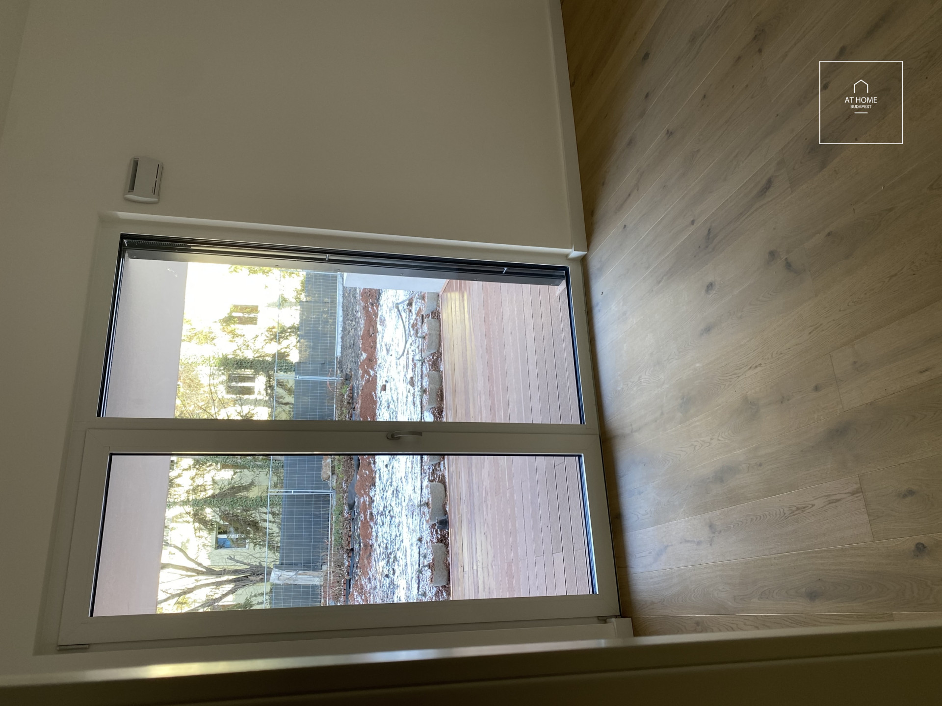 3 bedroom apartment with huge privat garden for rent Budapest XII. district