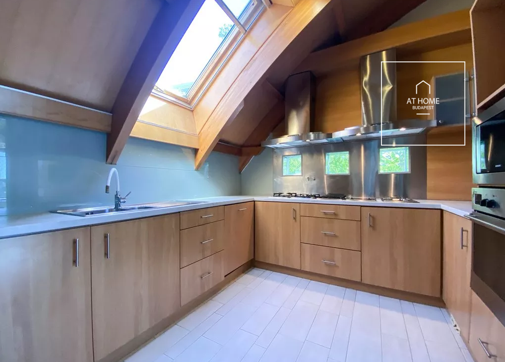 4-bedroom apartment for rent in district II., Budapest