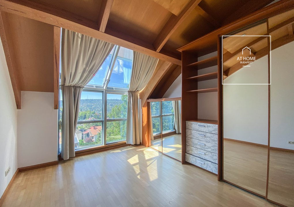 4-bedroom apartment for rent in district II., Budapest