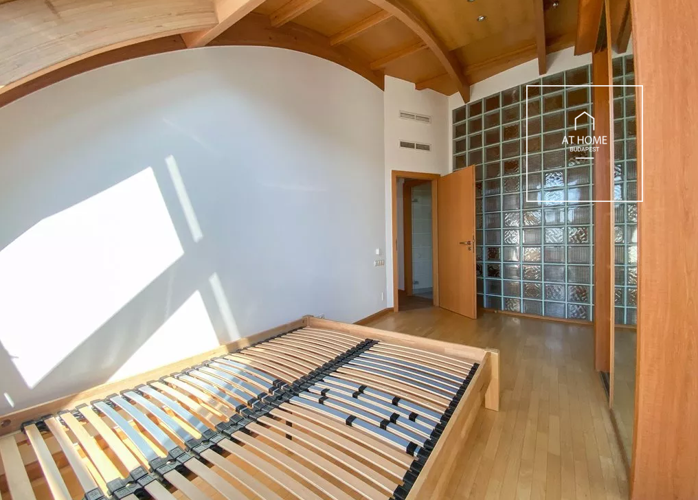 4-bedroom apartment for rent in district II., Budapest