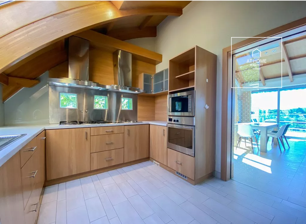 4-bedroom apartment for rent in district II., Budapest