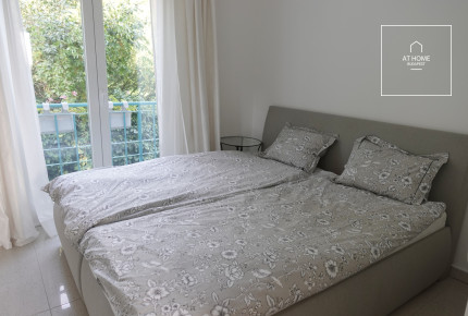 Refurbished 4-bedroom apartment for rent in the XII. district