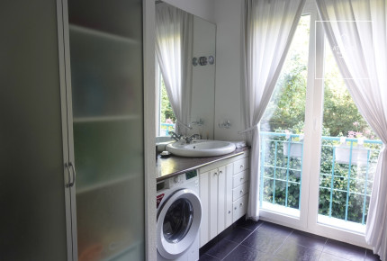 Refurbished 4-bedroom apartment for rent in the XII. district