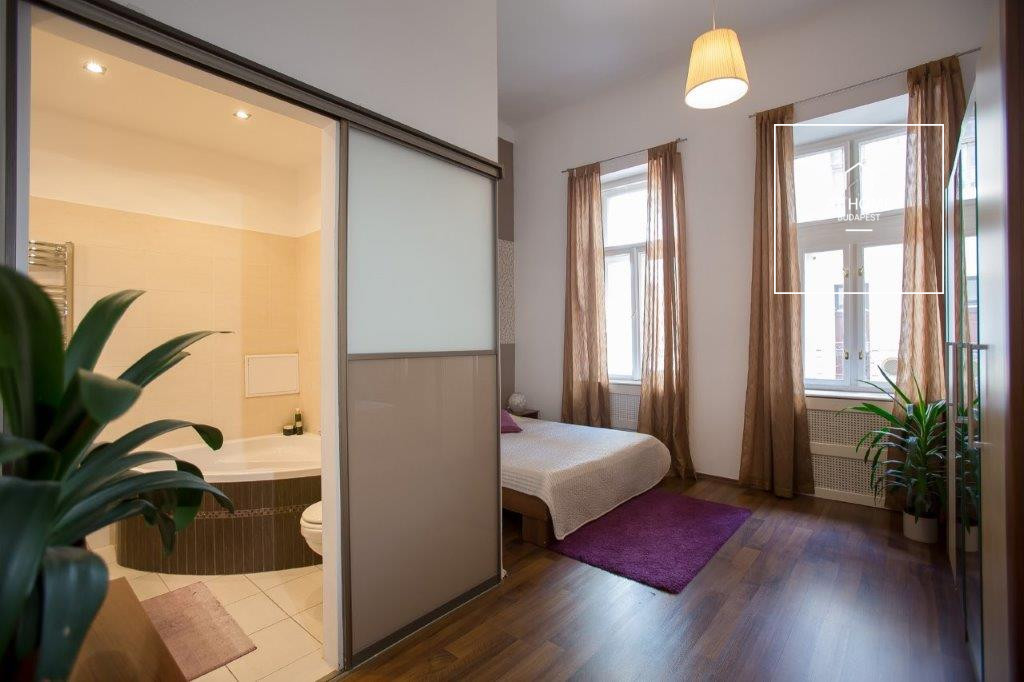 Refurbished apartment  Budapest V. district, Lipótváros