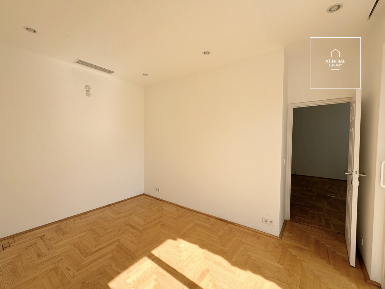 Wonderful detached house for rent Budapest II. district, Rózsadomb