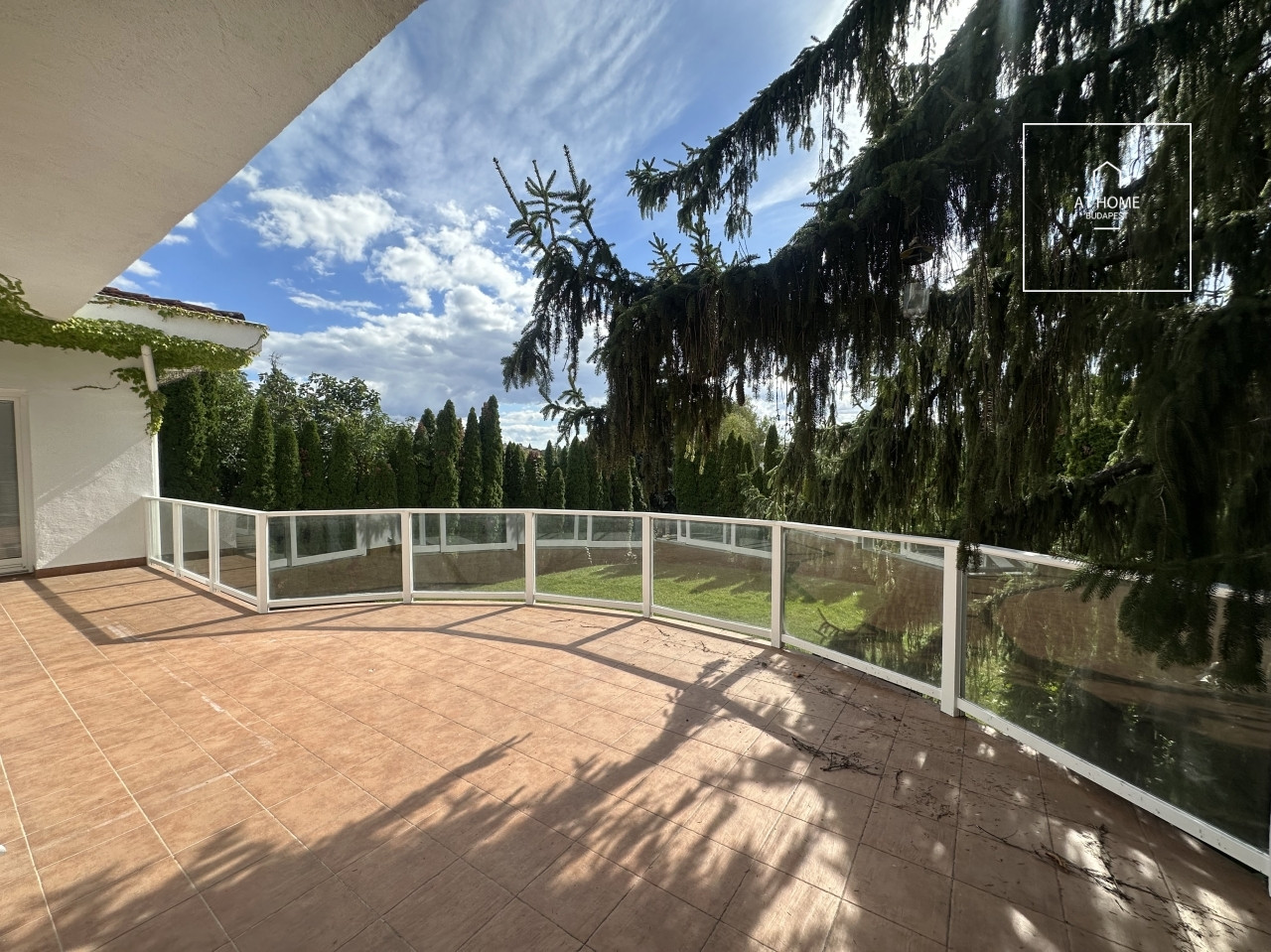 Wonderful detached house for rent Budapest II. district, Rózsadomb