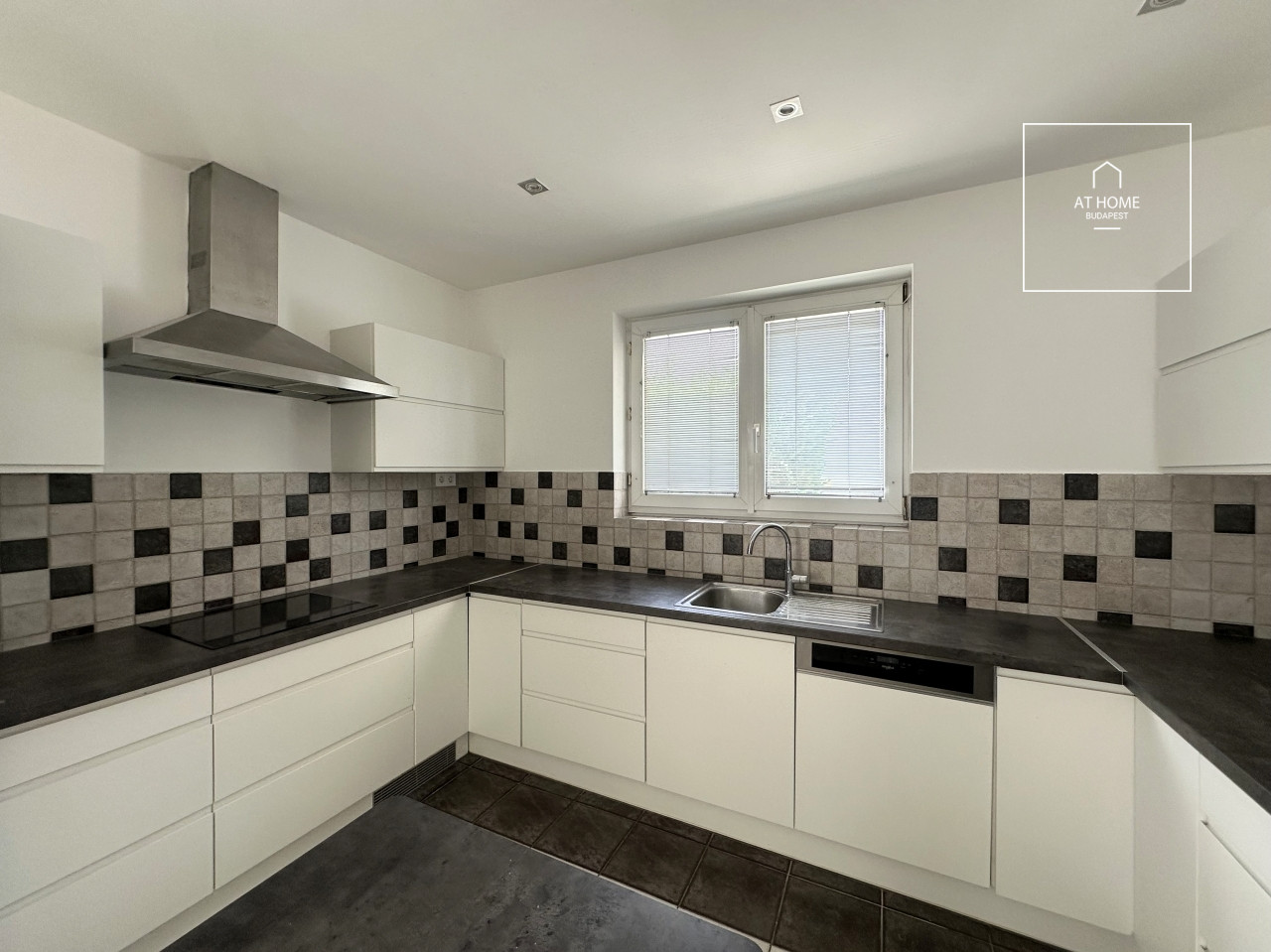 Wonderful detached house for rent Budapest II. district, Rózsadomb