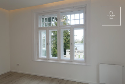 Gyönyörűen felújított villa lakás, Budapest, 12. kerület,  Svábhegy