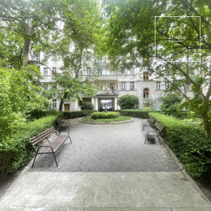 4 room garden facing apartment for sale in Budapest, district 13