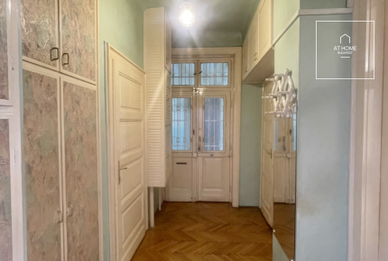 4 room garden facing apartment for sale in Budapest, district 13