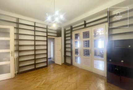 4 room garden facing apartment for sale in Budapest, district 13