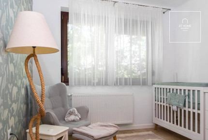 Renovated 2-bedroom ground floor apartment with garden in the 12th district, Kútvölgy