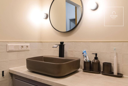 Renovated 2-bedroom ground floor apartment with garden in the 12th district, Kútvölgy