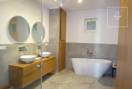 Luxury apartment with private garden for rent Budapest II. district, Rózsadomb