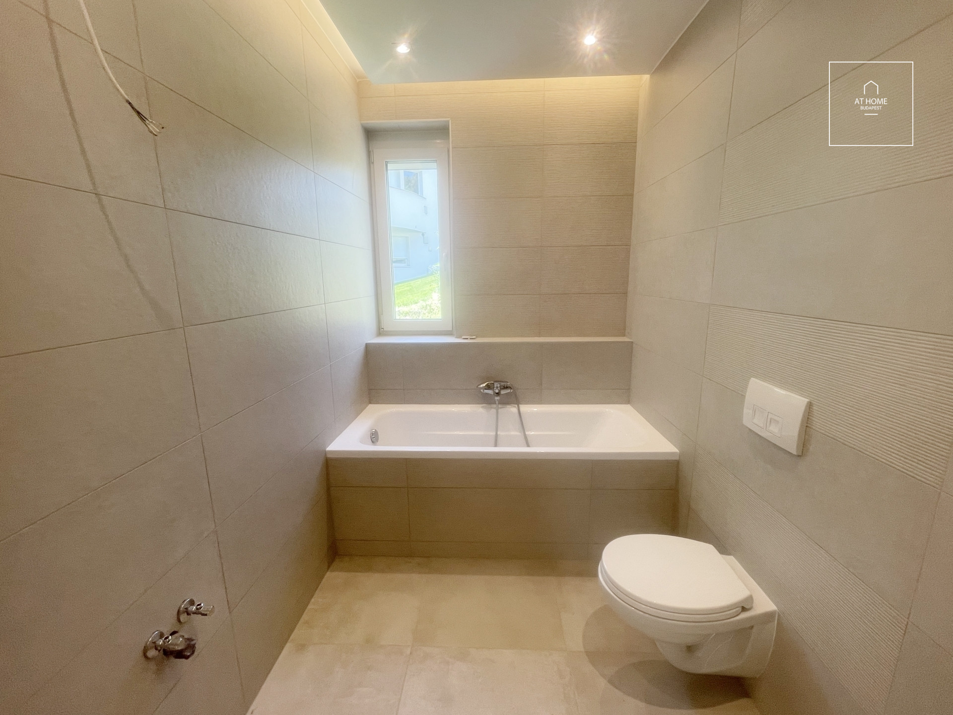 Newly-built apartment with garden access is for sale Budapest, district 11, Hosszúrét