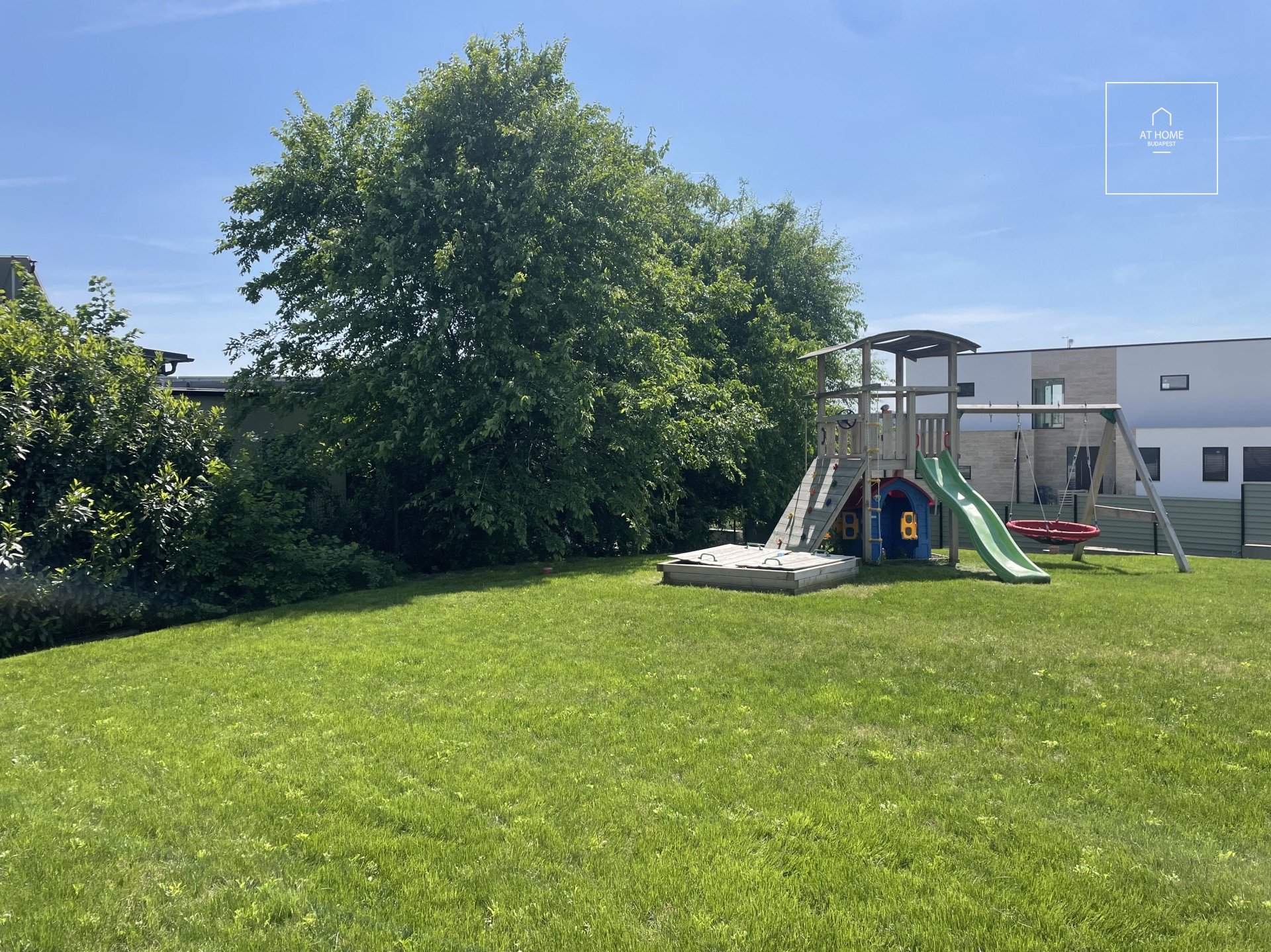 Newly-built apartment with garden access is for sale Budapest, district 11, Hosszúrét