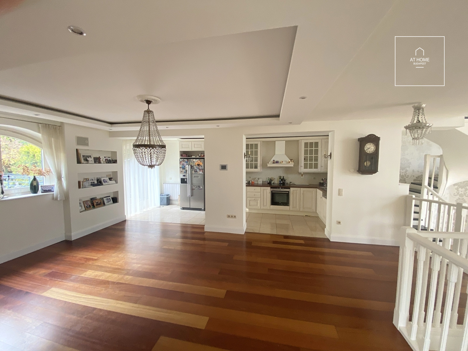 Exclusive semi-detached house with private garden and stunning panoramic view in District XII, Orbánhegy