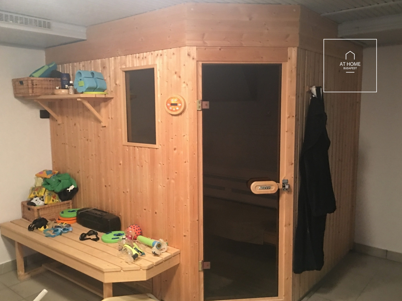 Exclusive semi-detached house with private garden and stunning panoramic view in District XII, Orbánhegy