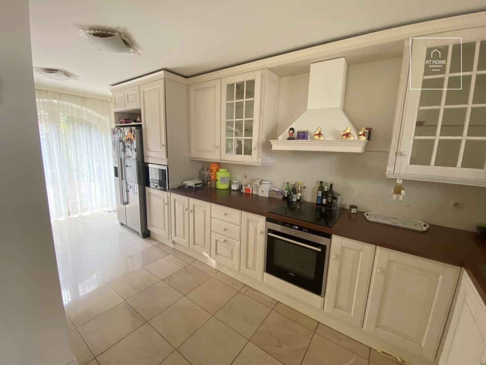 Exclusive semi-detached house with private garden and stunning panoramic view in District XII, Orbánhegy