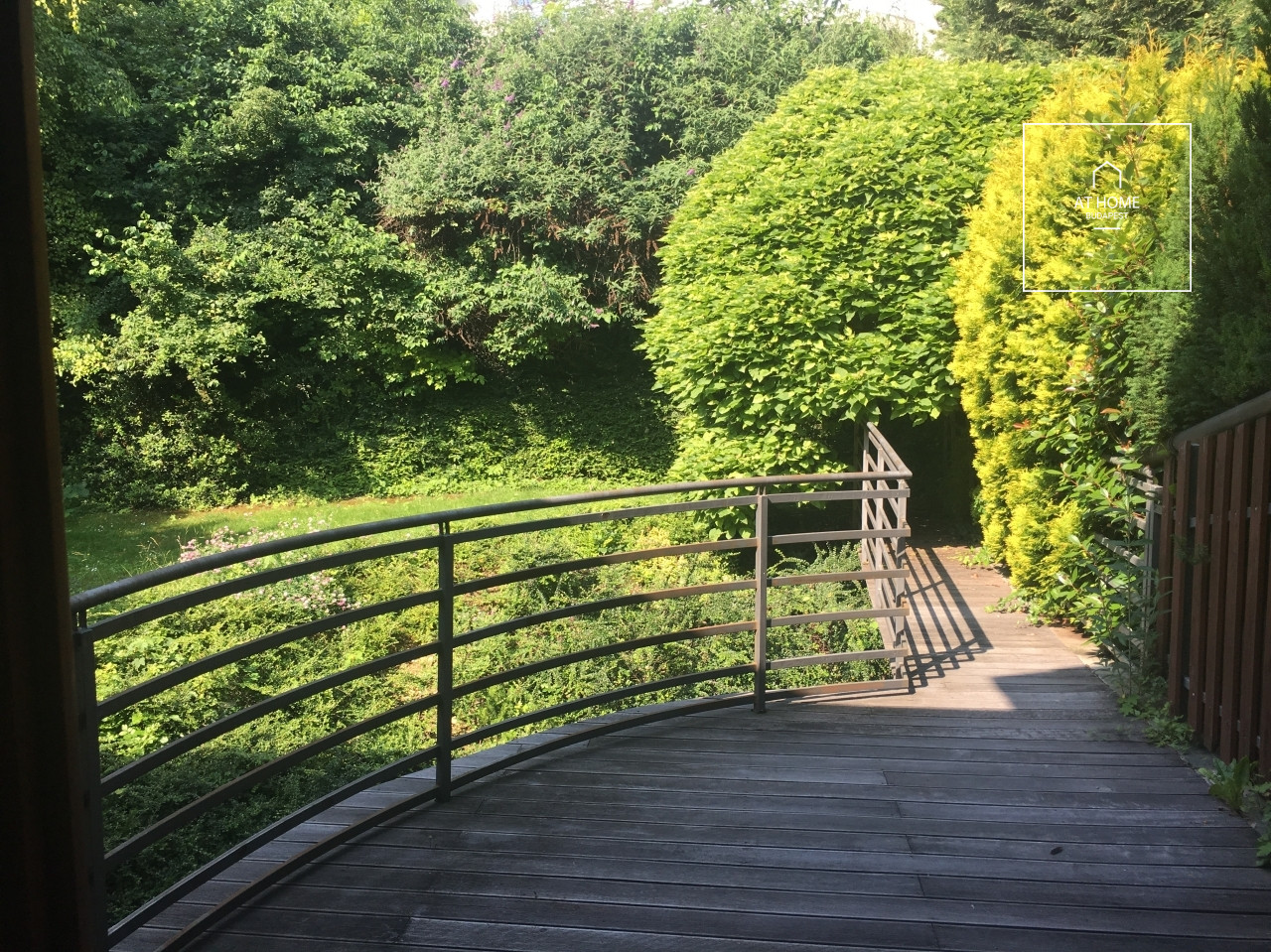 Exclusive semi-detached house with private garden and stunning panoramic view in District XII, Orbánhegy