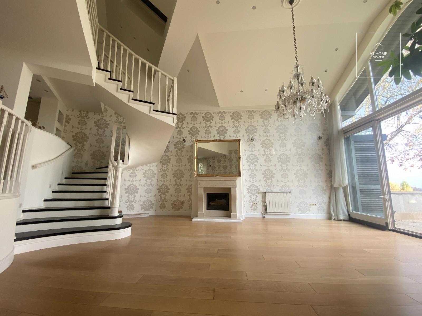 Exclusive semi-detached house with private garden and stunning panoramic view in District XII, Orbánhegy