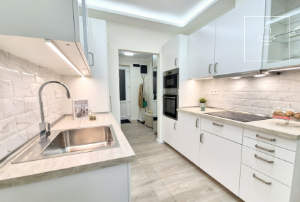 Fully renovated 3-bedroom apartment in District VII, Erzsébetváros