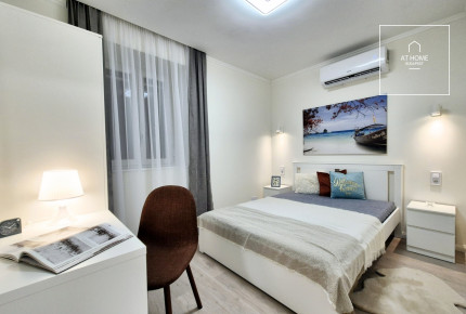 Fully renovated 3-bedroom apartment in District VII, Erzsébetváros