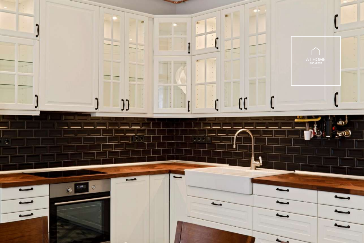 Exclusive 99 sqm two-bedroom apartment with a 3 sqm balcony in Budapest’s 6th District