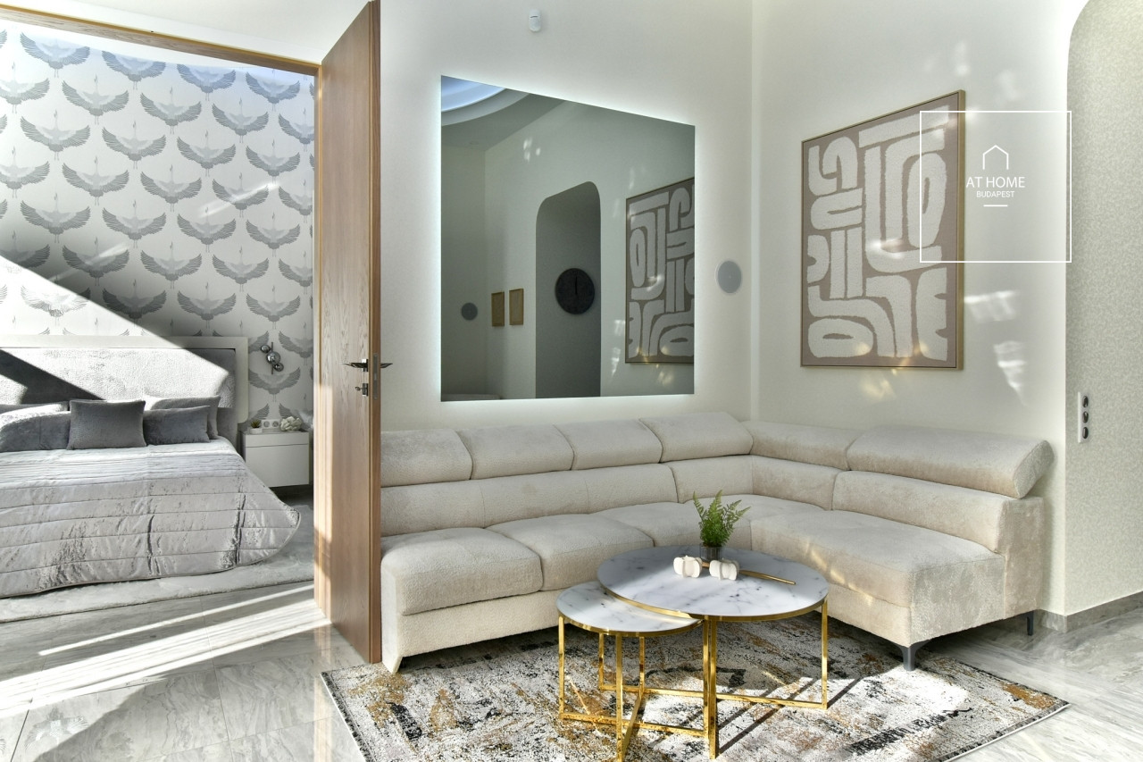 Renovated 3-Bedroom Apartment in District VI, Terézváros