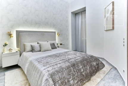 Renovated 3-Bedroom Apartment in District VI, Terézváros